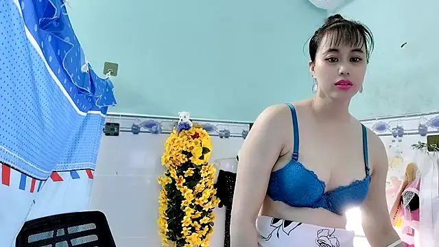 emgaixinhngoan online show from October 2, 12:59 am