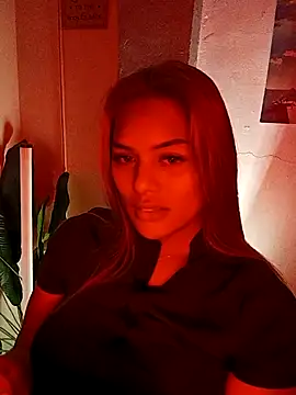 Wena Larson88 online show from September 16, 4:48 pm