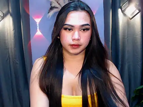 urlovelysandra online show from October 27, 1:50 pm