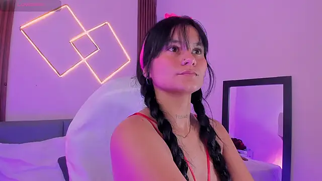 Miiaa jones online show from March 4, 1:07 pm