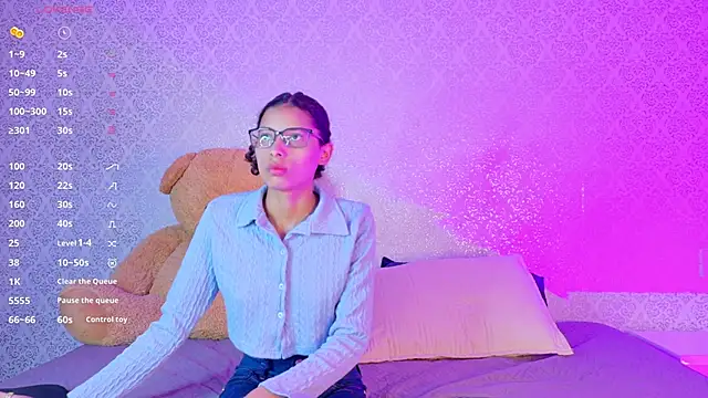 BeccaReedd online show from October 23, 9:32 pm