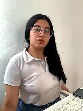 Snapshot of Velma_star chatting on October 7, 12:42 pm Velma star online show from October 7, 12:42 pm
