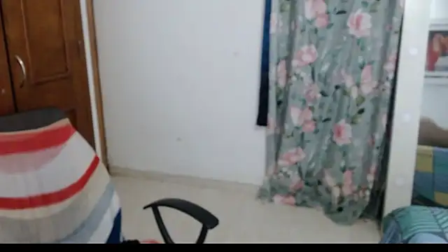 Snapshot of alejandralatina chatting on September 14, 9:51 am alejandralatina online show from September 14, 9:51 am