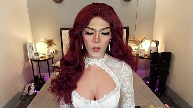Snapshot of TatianaWil chatting on September 14, 1:42 pm TatianaWil online show from September 14, 1:42 pm