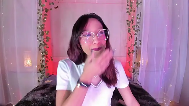 CamiGox online show from February 18, 4:11 am