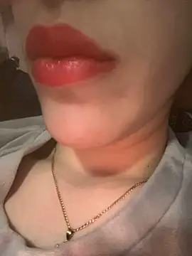 Mimisixo online show from April 7, 10:34 pm