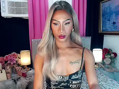 sassylatina online show from March 15, 4:53 pm