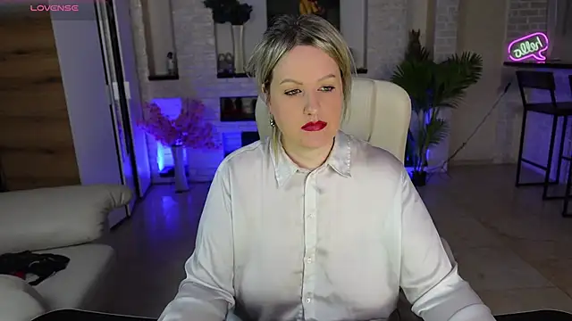 MariemLui online show from March 24, 5:07 pm