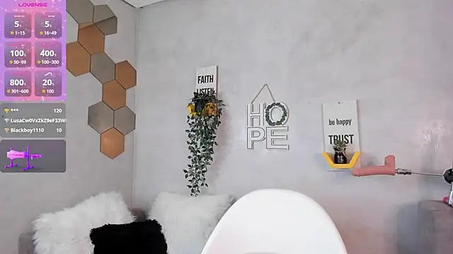 saritass  online show from September 28, 11:54 pm