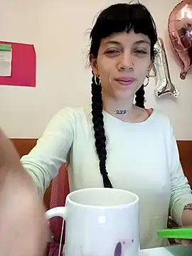 Snapshot of Paula_Alameda chatting on October 8, 11:20 pm Paula Alameda online show from October 8, 11:20 pm