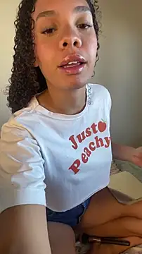 GoddessFreeIvy online show from May 5, 2:20 pm