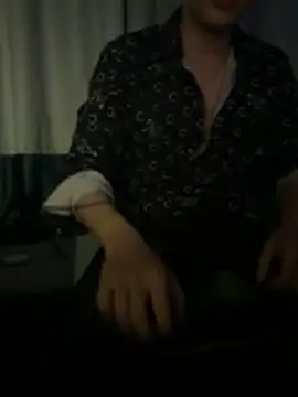 boyhigh1997 online show from May 8, 2:42 pm