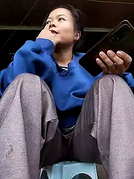 Snapshot of Rioo122 chatting on October 29, 6:40 am Rioo122 online show from October 29, 6:40 am