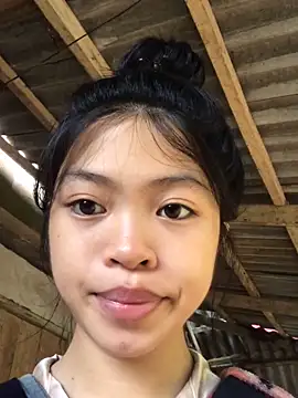 Thy00   online show from October 6, 9:04 am