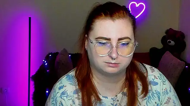 Alicia love00 online show from April 3, 5:38 am