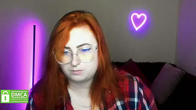 Snapshot of Alicia_love00 chatting on September 30, 5:35 am Alicia love00 online show from September 30, 5:35 am