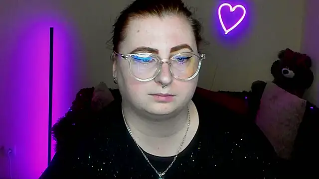 Alicia love00 online show from April 6, 11:22 am