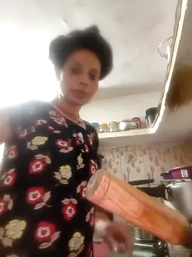 ISHANI-SINGH online show from April 3, 3:43 pm