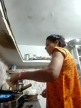 ISHANI-SINGH online show from April 8, 2:41 pm