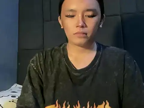 Claudia Johnson online show from November 14, 2:22 am