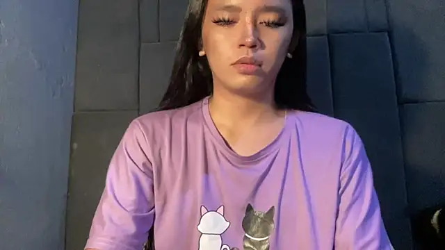 Claudia Johnson online show from October 13, 5:37 pm