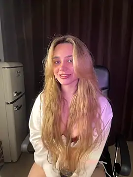 Chloe Ravens online show from October 3, 8:14 pm