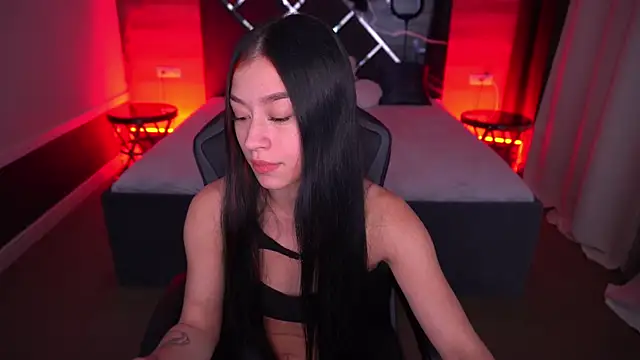 FataleNellie online show from October 25, 9:21 pm