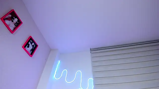 missweetpeach online show from January 15, 1:11 am