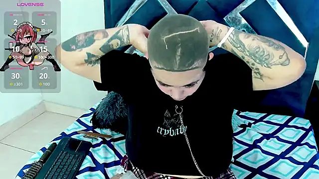 keith cute online show from October 18, 1:36 pm