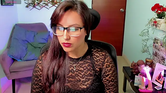 Cameroon-Diaz online show from February 6, 2:20 pm