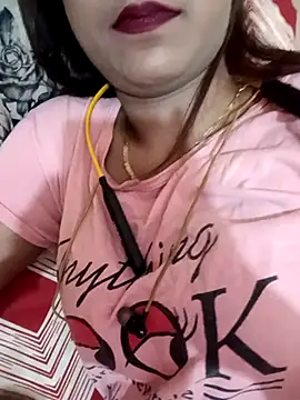 payalsharma95 online show from September 19, 5:45 pm