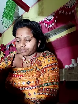 Hot crety online show from March 24, 12:05 am