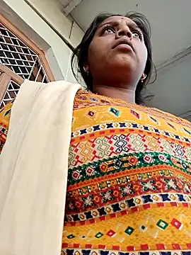 Hot crety online show from September 25, 11:31 am