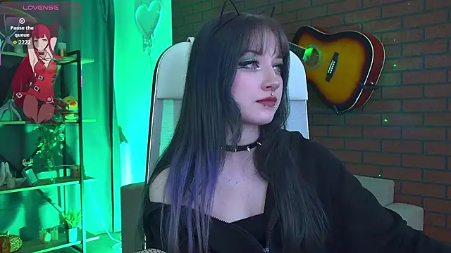 LiliLuna online show from February 20, 3:57 pm