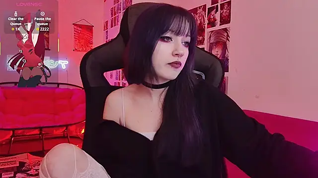 LiliLuna online show from December 16, 5:08 pm