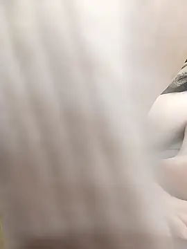 MinhChauXXX19 online show from November 5, 2:00 pm