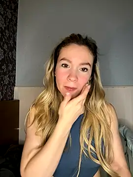 BritgetPsychol online show from November 18, 3:40 am