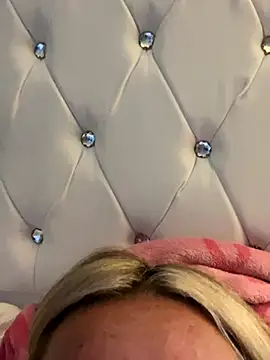 EllieMaeBaby online show from October 3, 3:06 pm