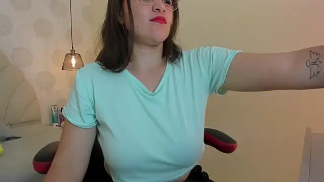 GIANAMILLER6 online show from November 22, 12:41 pm