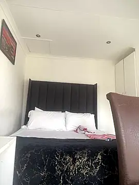 BQueen223 online show from January 10, 3:39 pm