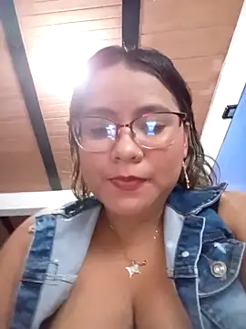 Snapshot of AsshleyVillaloboss chatting on October 1, 10:15 pm AsshleyVillaloboss online show from October 1, 10:15 pm