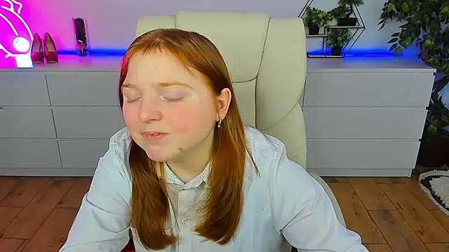 KattyRose8 online show from February 2, 7:35 pm