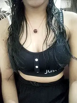 Nikita-Singh88 online show from November 3, 7:01 am