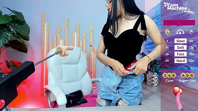 lucyy liiuu online show from September 11, 1:55 pm