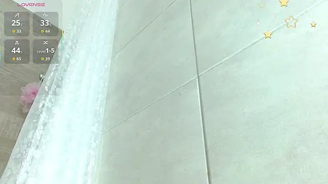 laraa jeean online show from October 19, 8:33 pm