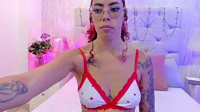 Snapshot of Pamelamiler__ chatting on October 4, 5:06 pm Pamelamiler online show from October 4, 5:06 pm