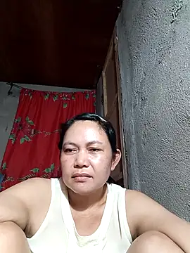 Everleigh mom online show from October 3, 6:18 am