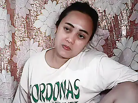 Pinay Chubby20 online show from October 31, 1:04 pm