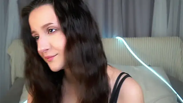 FalineBeacher online show from February 15, 1:41 am