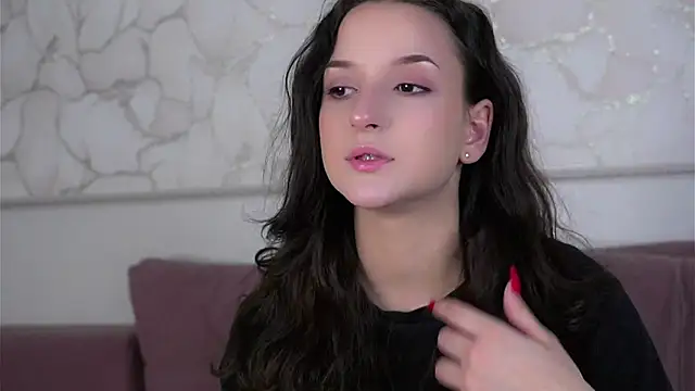 FalineBeacher online show from January 14, 1:38 pm